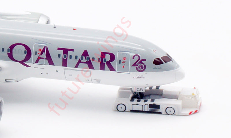 1:400 Aviation400 Qatar Airways B787-8 A7-BCB Aircraft Model Free Tractor+Stand