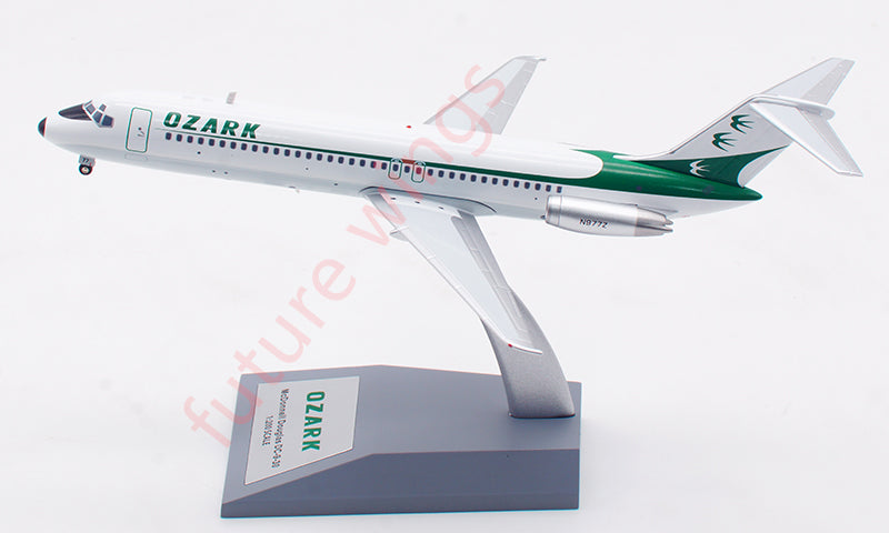 1:200 InFlight200 OZARK DC-9-30 N977Z Diecast Aircraft Model