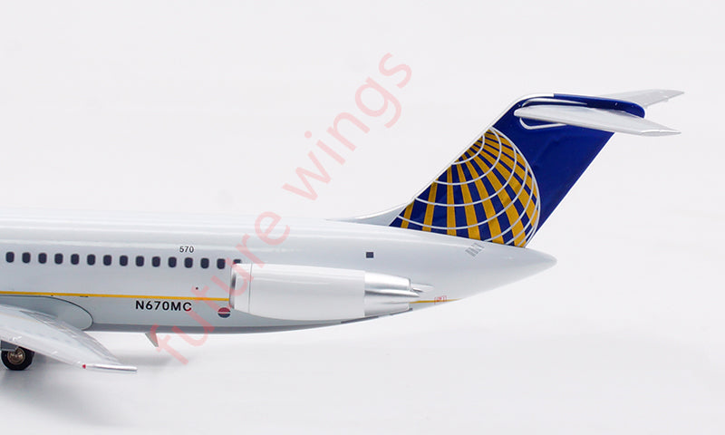 1:200 InFlight200 Continental Airlines DC-9-50 N670MC Aircraft Model With Stand