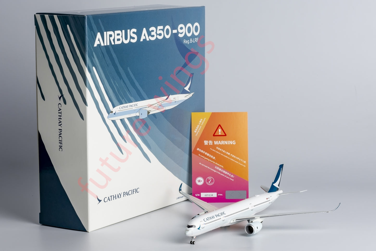 1:400 NG Models NG39077 Cathay Pacific Airbus A350-900 B-LRF Aircraft Model+Free Tractor