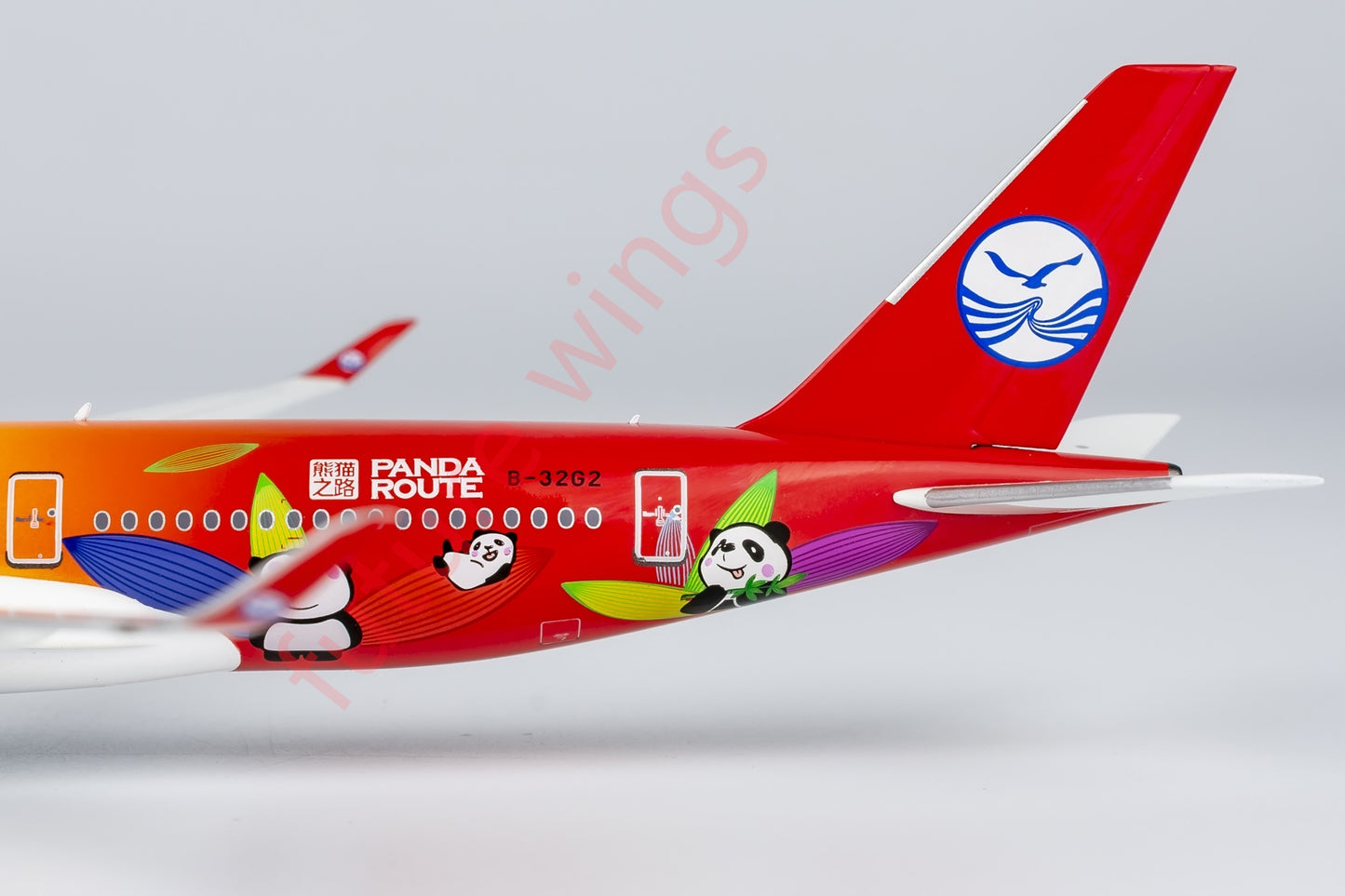 1:400 NG Models NG39081 SiChuan Airlines Airbus A350-900 B-32G2 Aircraft Model+Free Tractor