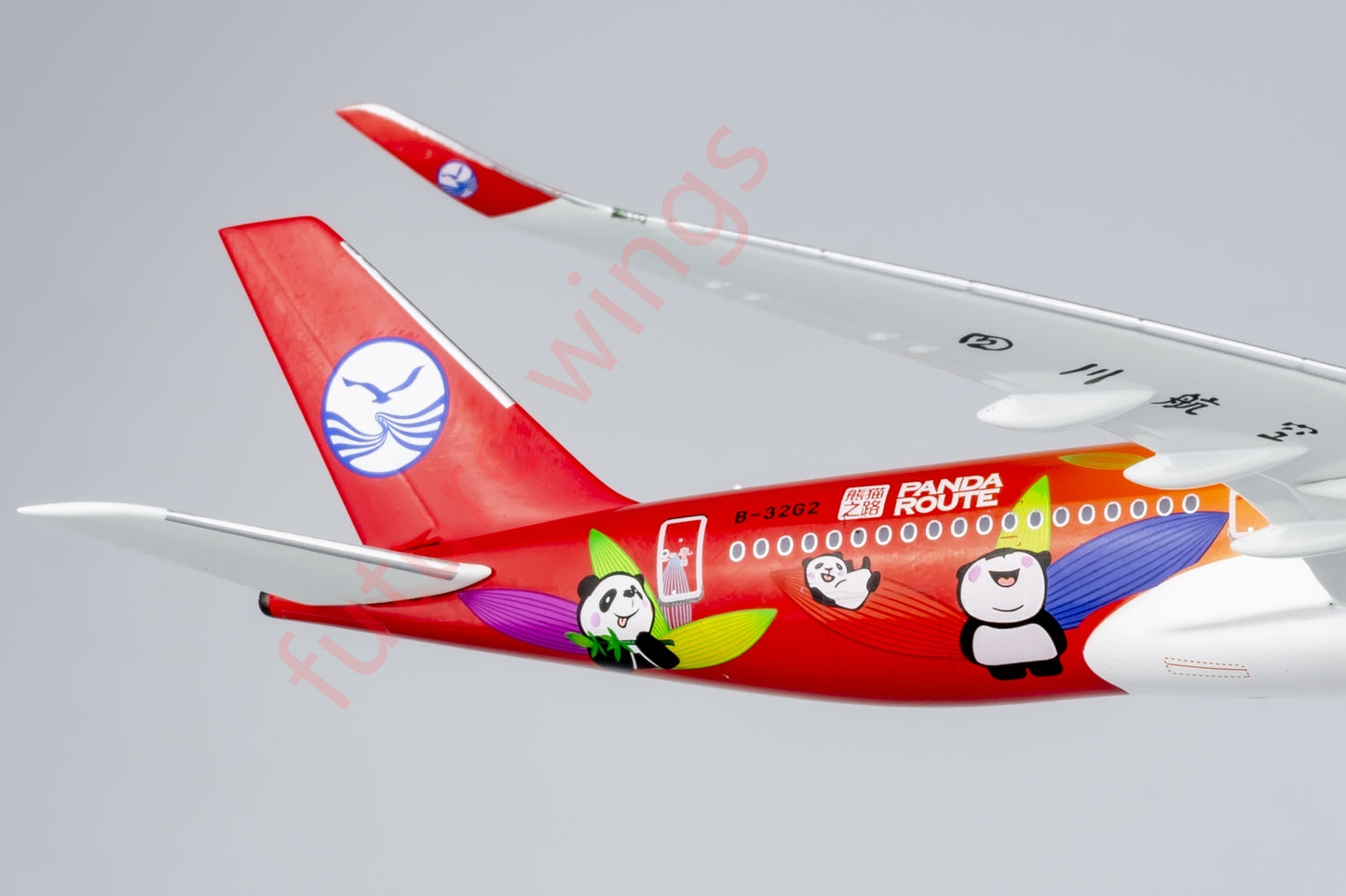 1:400 NG Models NG39081 SiChuan Airlines Airbus A350-900 B-32G2 Aircraft Model+Free Tractor