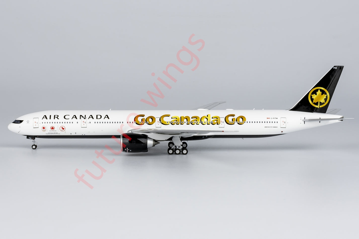 1:400 NG Models NG73057 Air Canada Boeing 777-300ER C-FITW Aircraft Model+Free Tractor