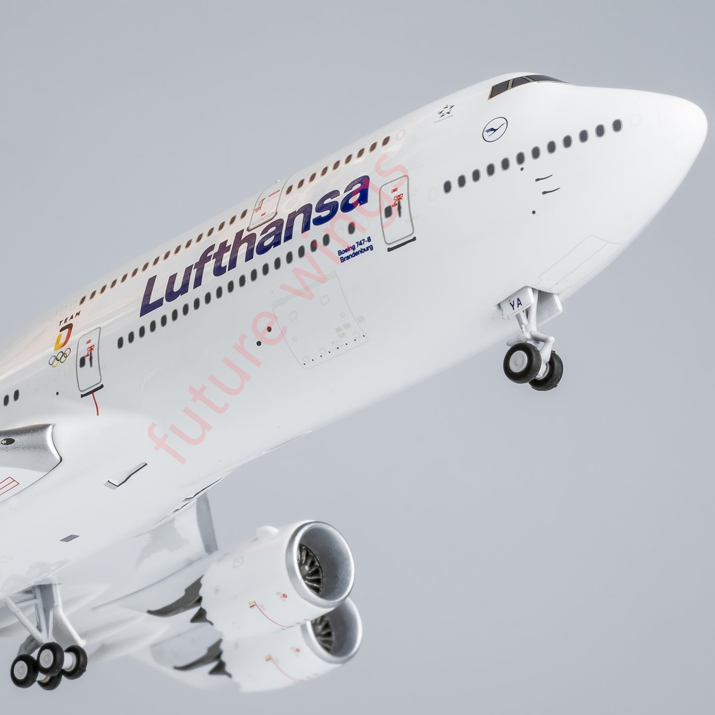 1:400 NG Models NG78033 Lufthansa Airlines Boeing 747-8 D-ABYA Aircraft Model+Free Tractor