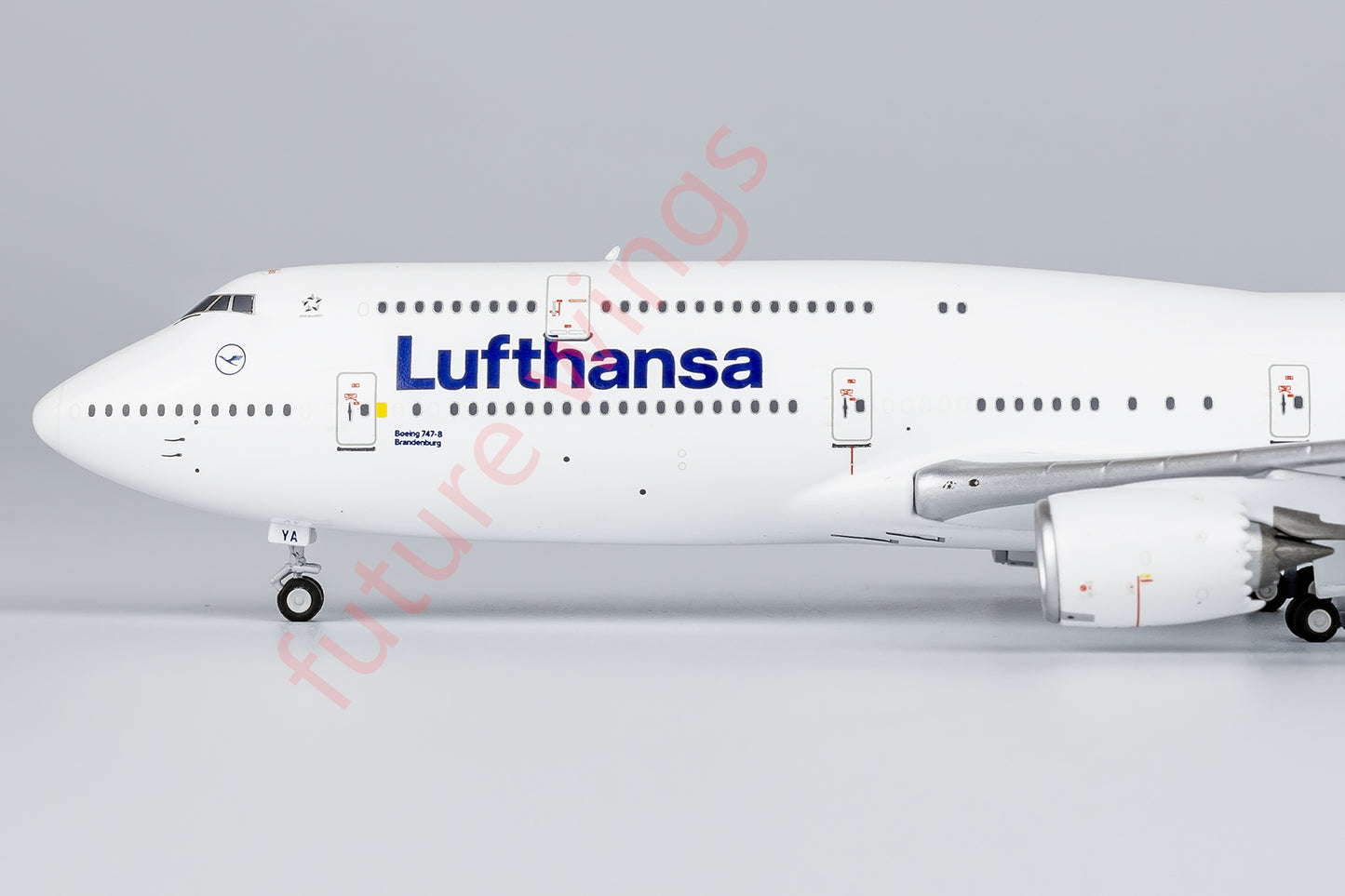 1:400 NG Models NG78027 Lufthansa Airlines Boeing 747-8 D-ABYA Aircraft Model+Free Tractor