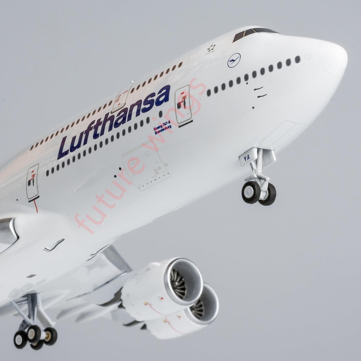 1:400 NG Models NG78027 Lufthansa Airlines Boeing 747-8 D-ABYA Aircraft Model+Free Tractor