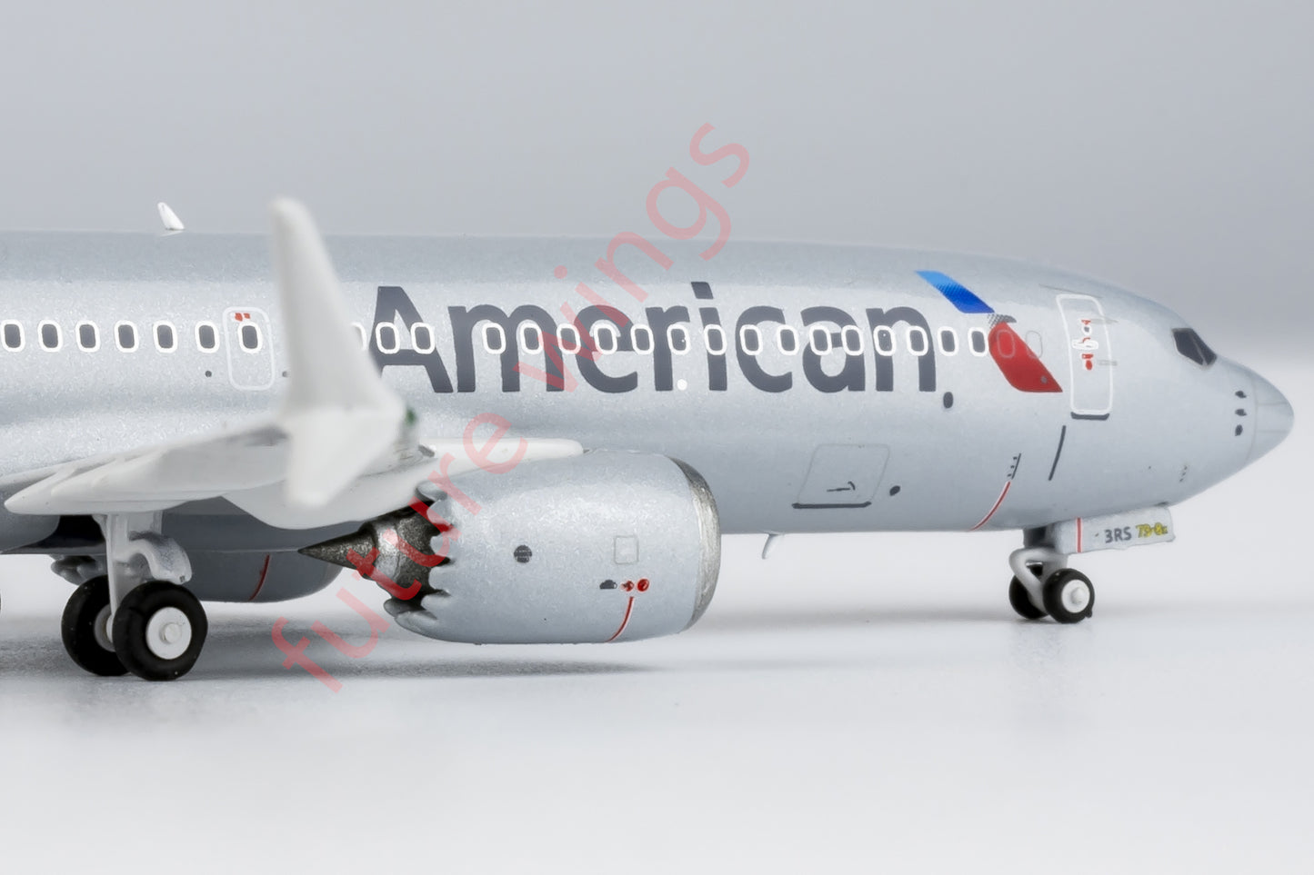 1:400 NG Models NG88033 American Airlines B737 MAX8 N338RS Aircraft Model+Free Tractor