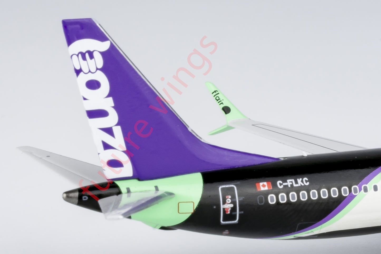 1:400 NG Models NG88032 Bonza Airlines B737 MAX8 C-FLKC Aircraft Model+Free Tractor