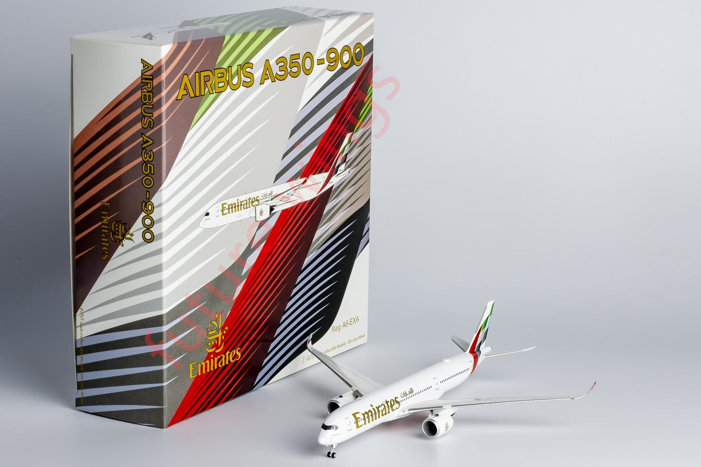 1:400 NG Models NG39072 Emirates Airlines A350-900 A6-EXA Aircraft Model+Free Tractor