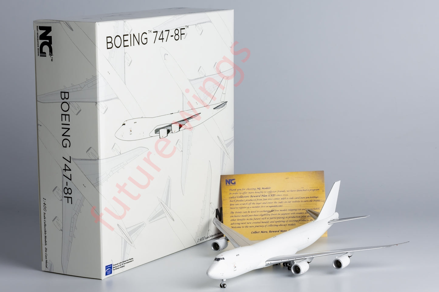 1:400 NG Models NG78008 Boeing B747-8F Blank Aircraft Model+Free Tractor