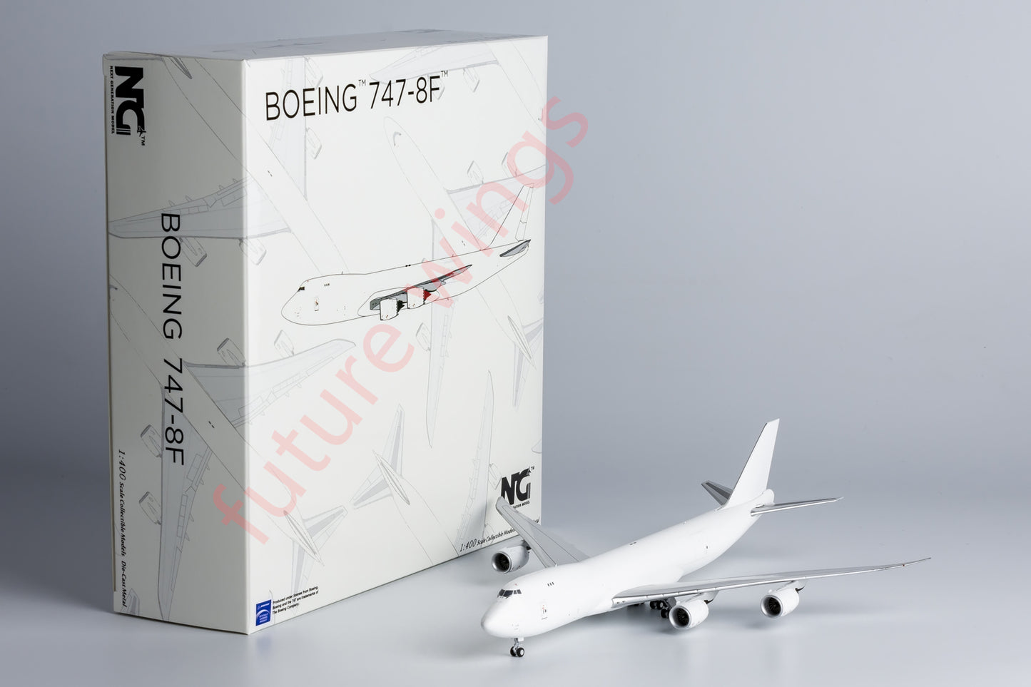 1:400 NG Models NG78008 Boeing B747-8F Blank Aircraft Model+Free Tractor