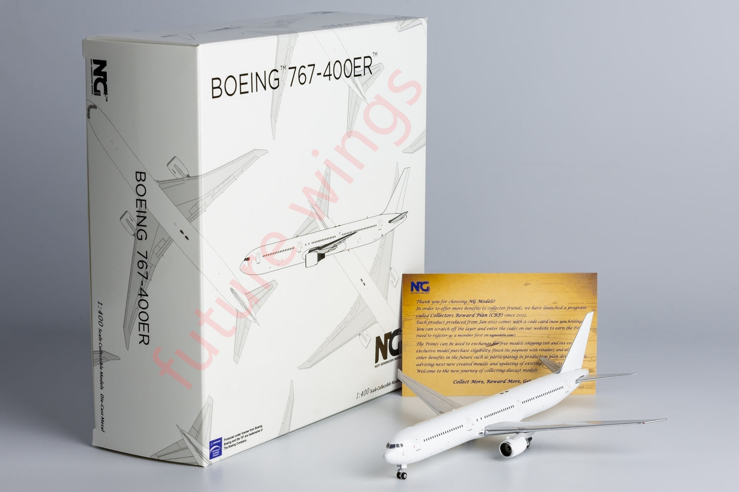 1:400 NG Models NG18000 Boeing B767-400ER Blank Aircraft Model+Free Tractor