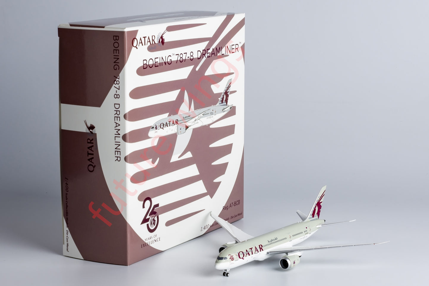 1:400 NG Models NG59011 Qatar Airways B787-8 A7-BCB Aircraft Model+Free Tractor