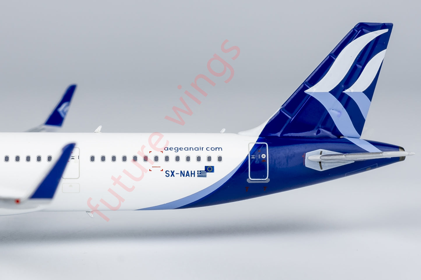 1:400 NG Models NG58238 AEGEAN Air A321NEO SX-NAH Aircraft Model+Free Tractor