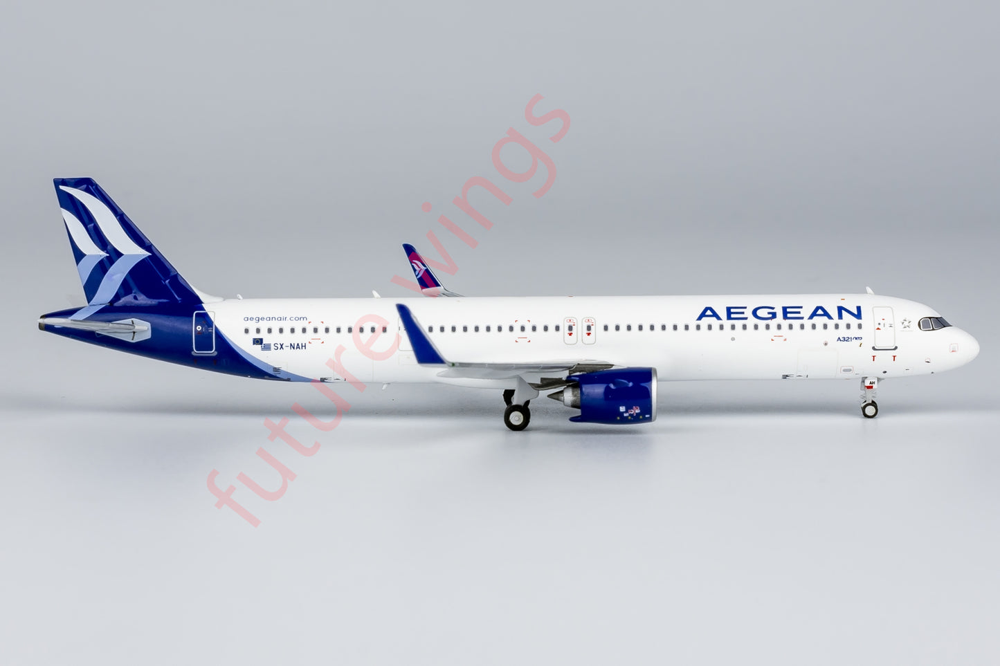 1:400 NG Models NG58238 AEGEAN Air A321NEO SX-NAH Aircraft Model+Free Tractor