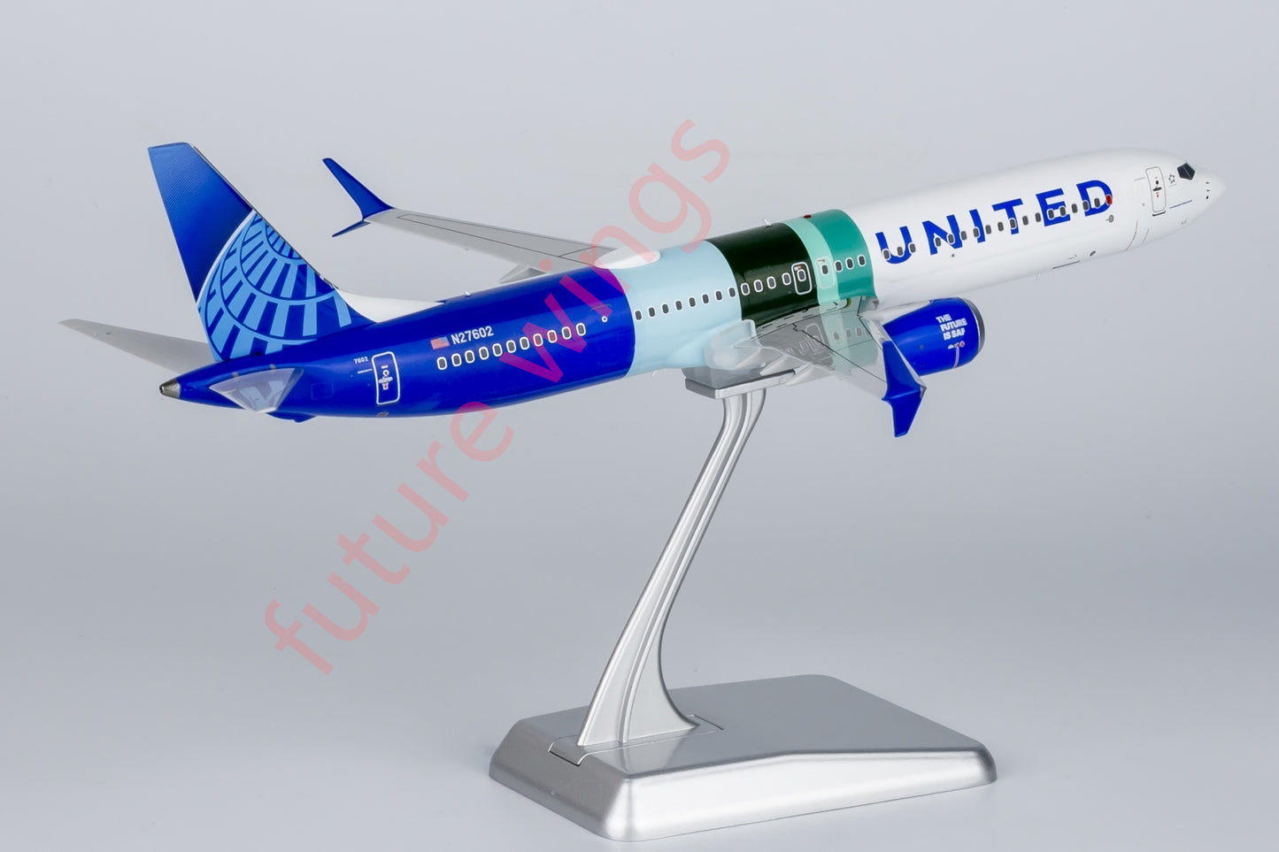 1:200 NG Models NG95002 United Airlines B737 MAX10 N27602 Aircraft Model With Stand