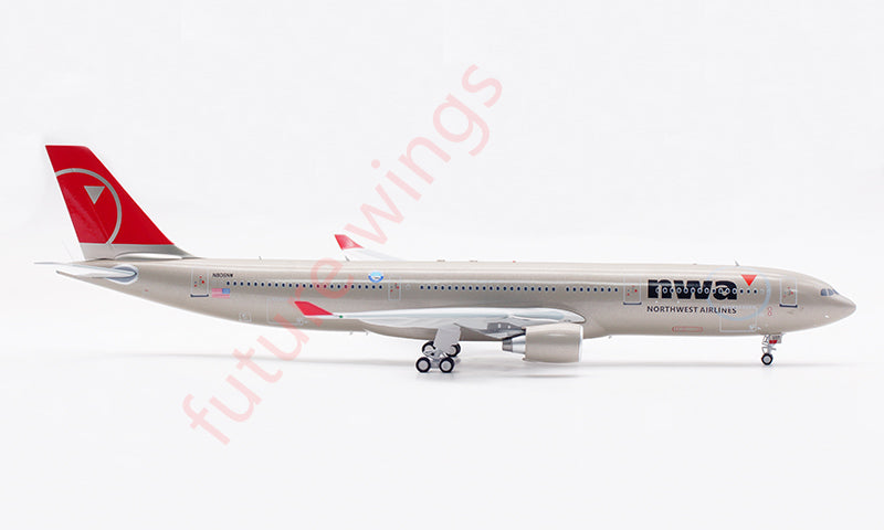 1:200 B-Models NWA Northwest Airlines A330-300 N806NW Aircraft Model With Stand