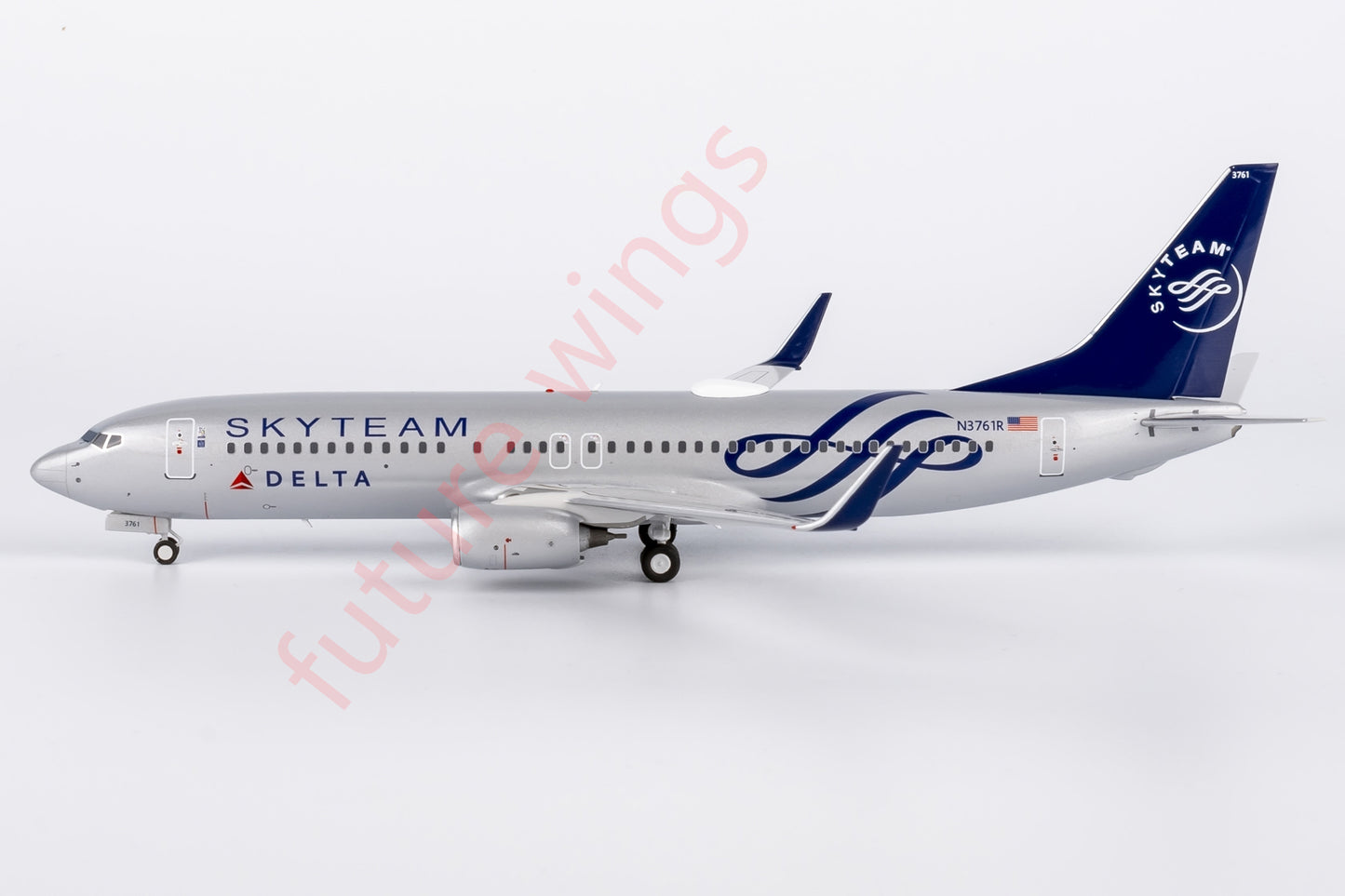 1:200 NG Models NG08015 Delta Airlines B737-800 N3761R "SKYTEAM"Aircraft Model With Stand