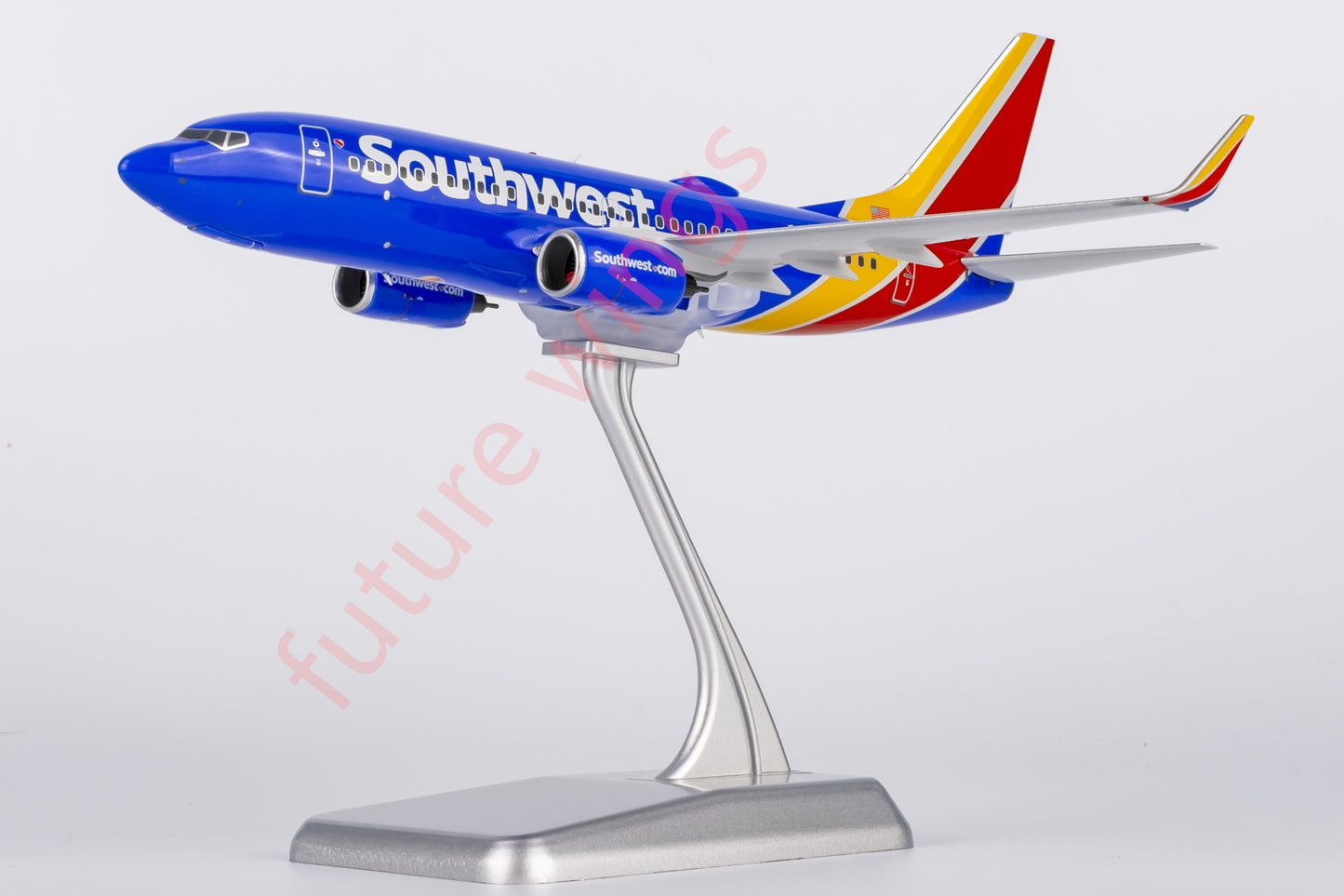 1:200 NG Models NG05006 Southwest Airlines  B737-700 N210WN Aircraft Model