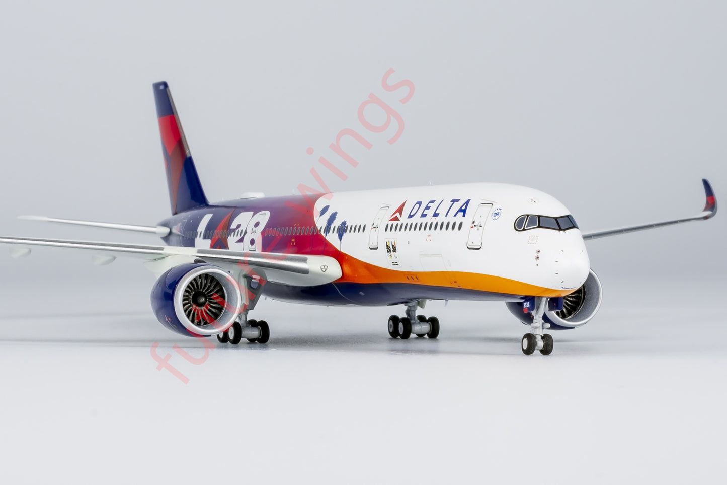 1:400 NG Models NG39070 Delta Airlines A350-900 N522DZ "LA2028" Aircraft Model+Free Tractor