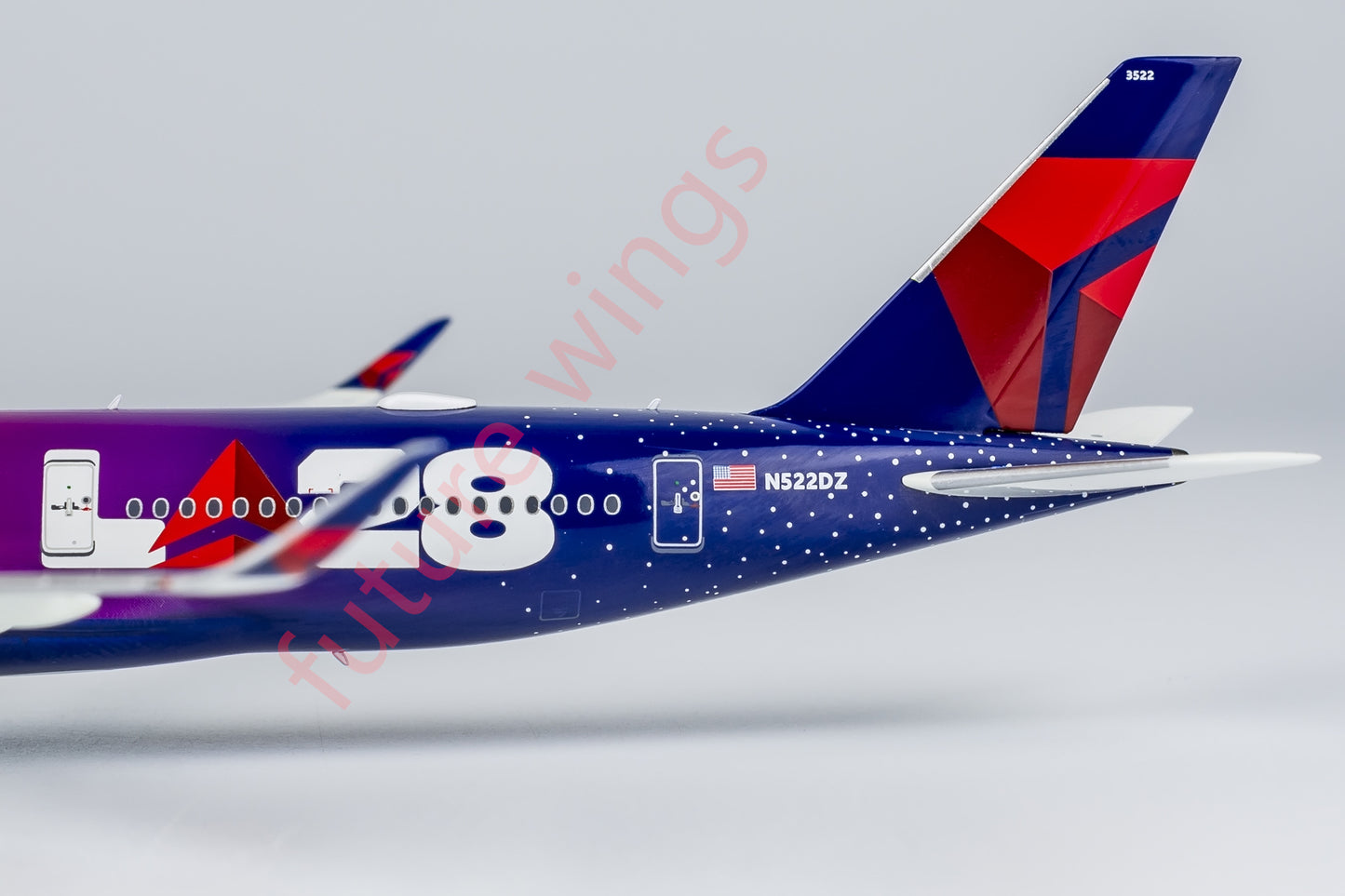 1:400 NG Models NG39070 Delta Airlines A350-900 N522DZ "LA2028" Aircraft Model+Free Tractor