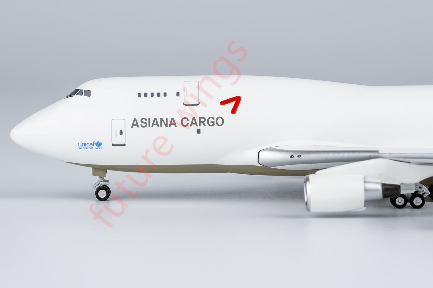 1:400 NG Lite AAR010 Asiana Cargo B747-400BDSF HL7620 Aircraft Model+Free Tractor