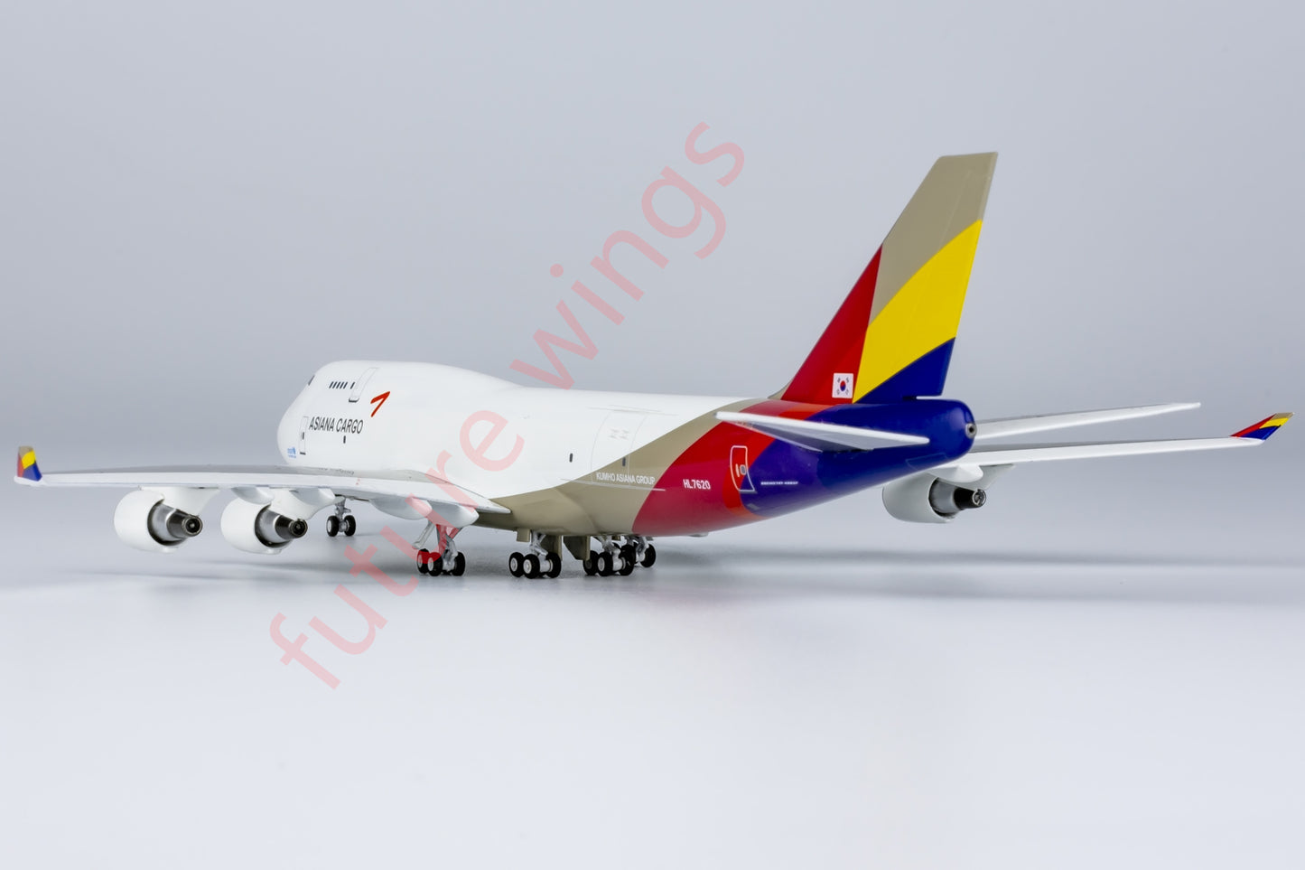 1:400 NG Lite AAR010 Asiana Cargo B747-400BDSF HL7620 Aircraft Model+Free Tractor