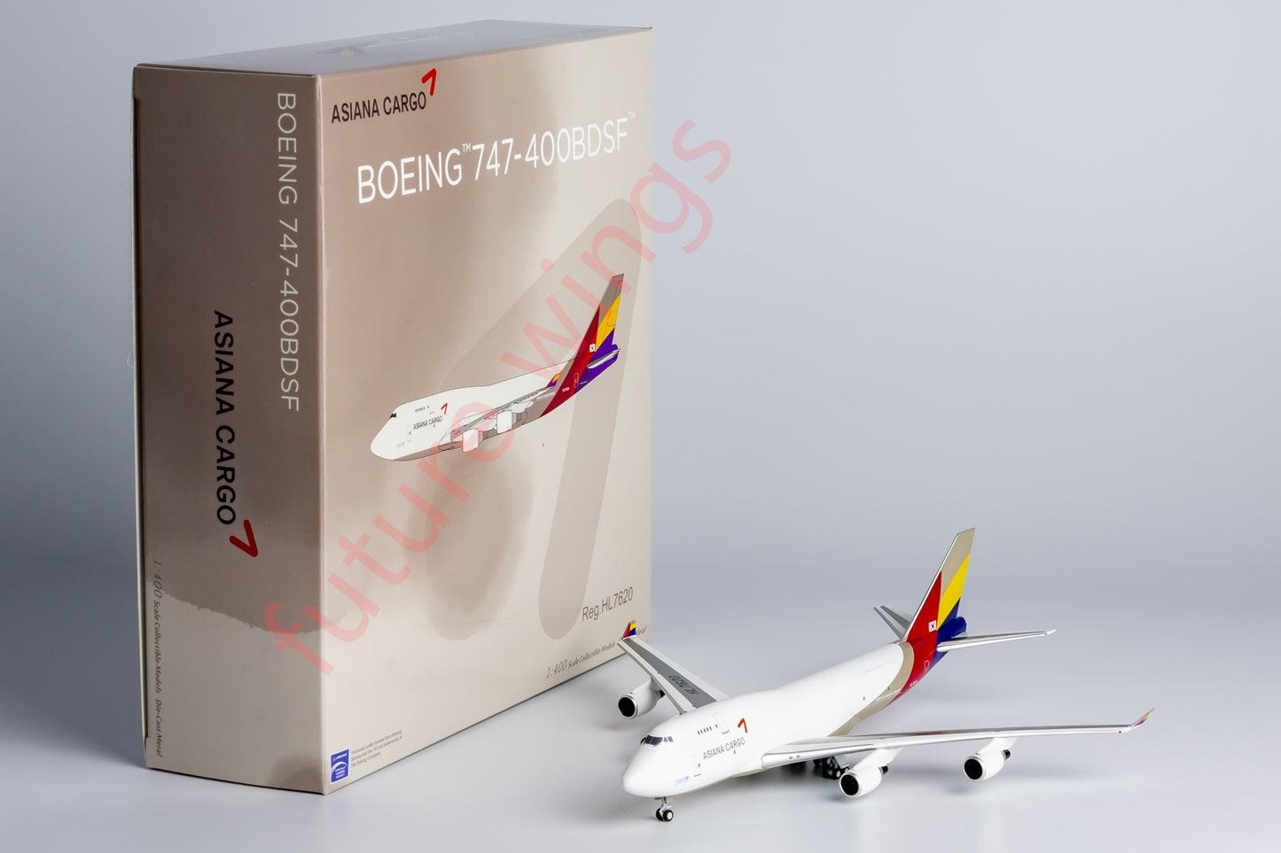 1:400 NG Lite AAR010 Asiana Cargo B747-400BDSF HL7620 Aircraft Model+Free Tractor