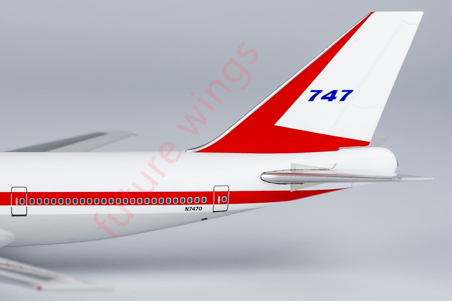 1:400 NG Lite BOE004 Boeing B747-100 N7470 "Museum Livery" Aircraft Model+Free Tractor