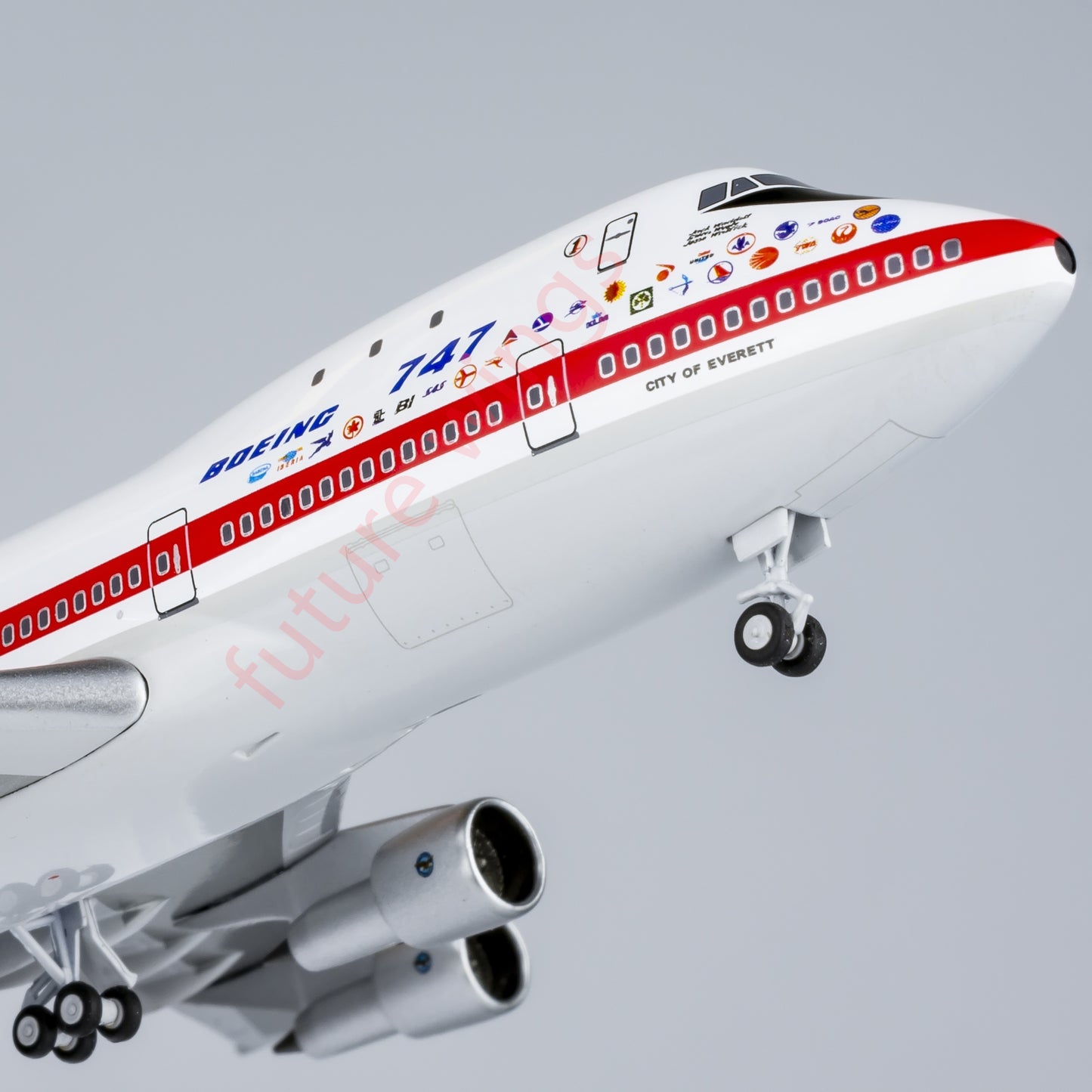 1:400 NG Lite BOE004 Boeing B747-100 N7470 "Museum Livery" Aircraft Model+Free Tractor