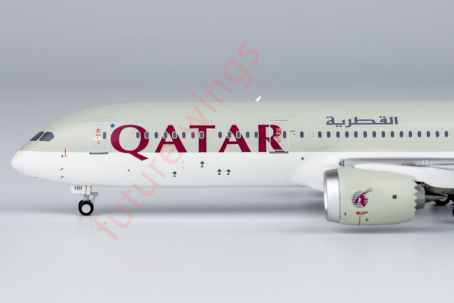 1:400 NG Models NG55106 Qatar Airways B787-9 A7-BHH Aircraft Model+Free Tractor