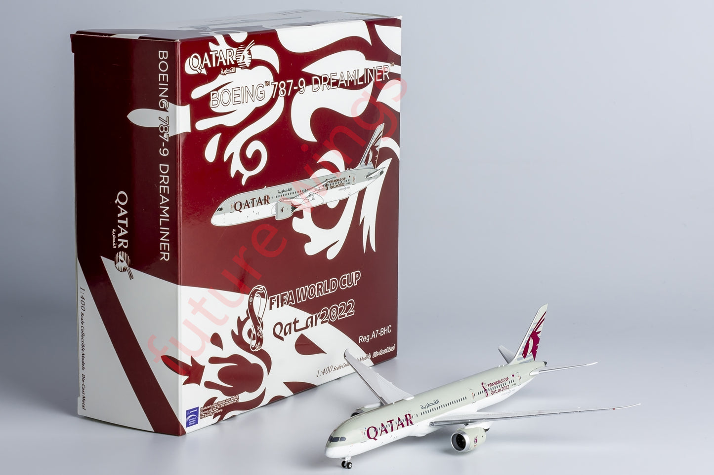 1:400 NG Models NG55098 Qatar Airways B787-9 A7-BHC Aircraft Model+Free Tractor