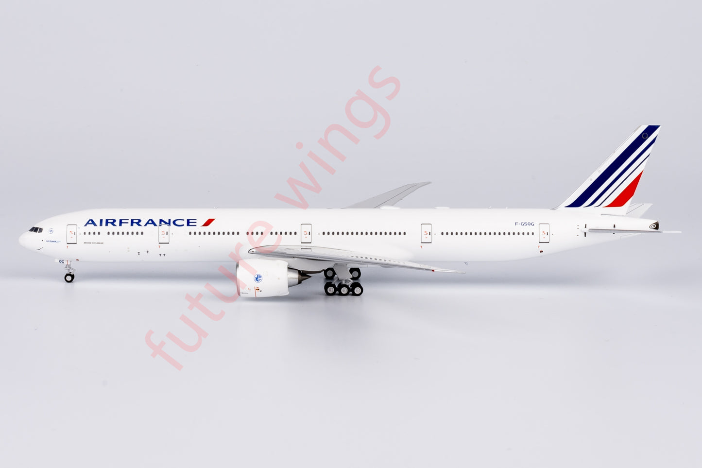 1:400 NG Models NG73055 Air France B777-300ER F-GSQG Aircraft Model+Free Tractor