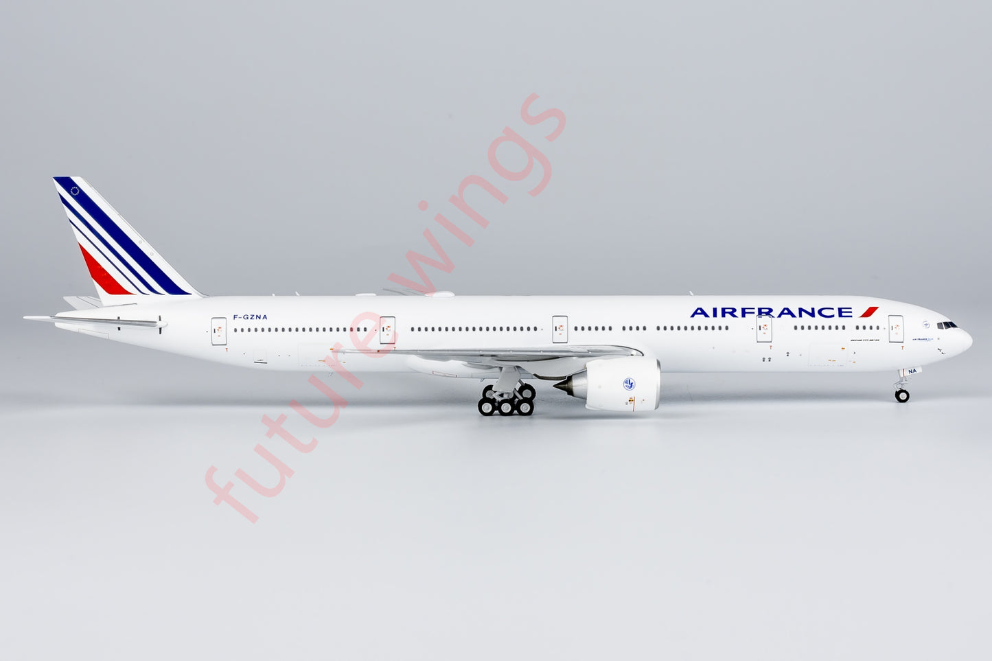 1:400 NG Models NG73053 Air France B777-300ER F-GZNA Aircraft Model+Free Tractor