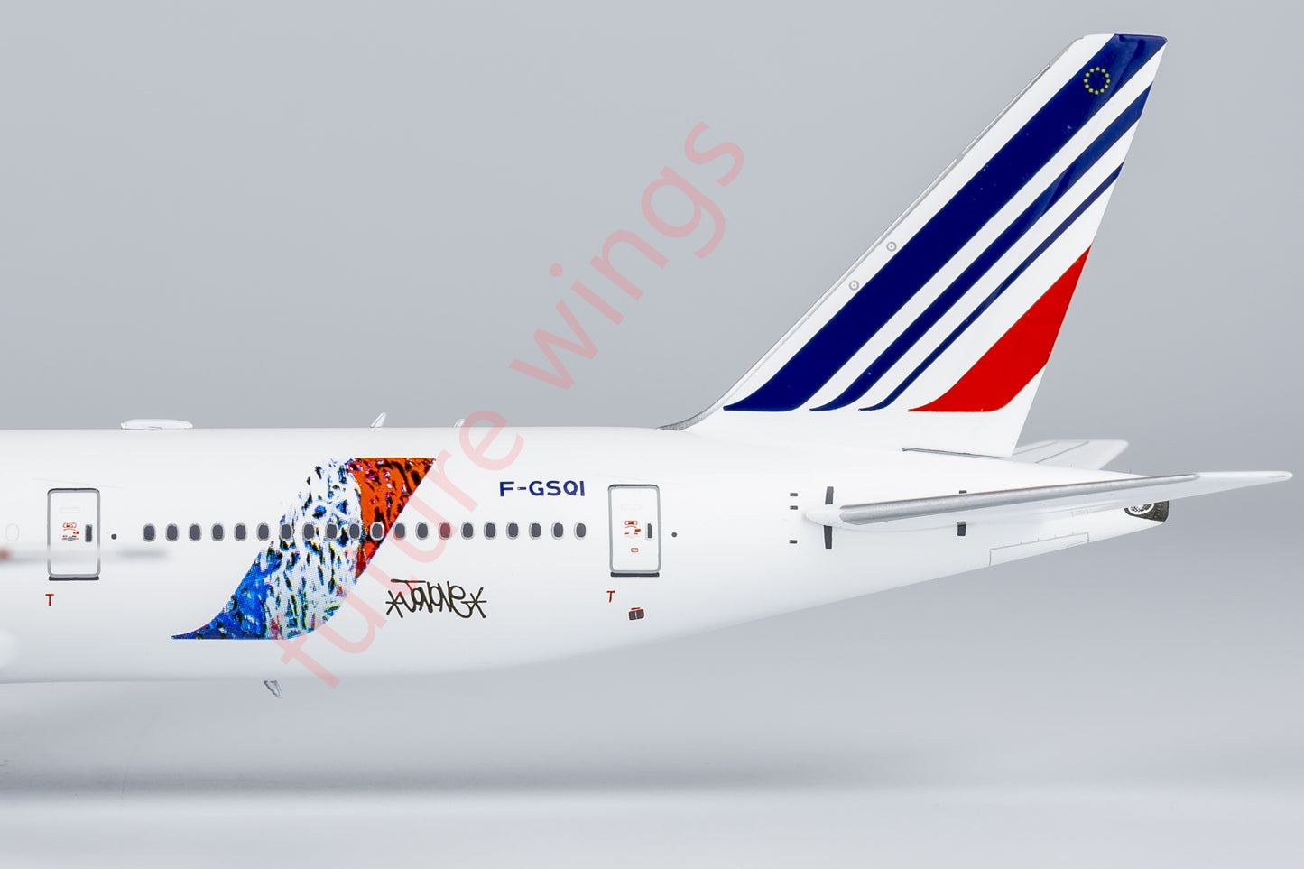 1:400 NG Models NG73052 Air France B777-300ER F-GSQI Aircraft Model+Free Tractor