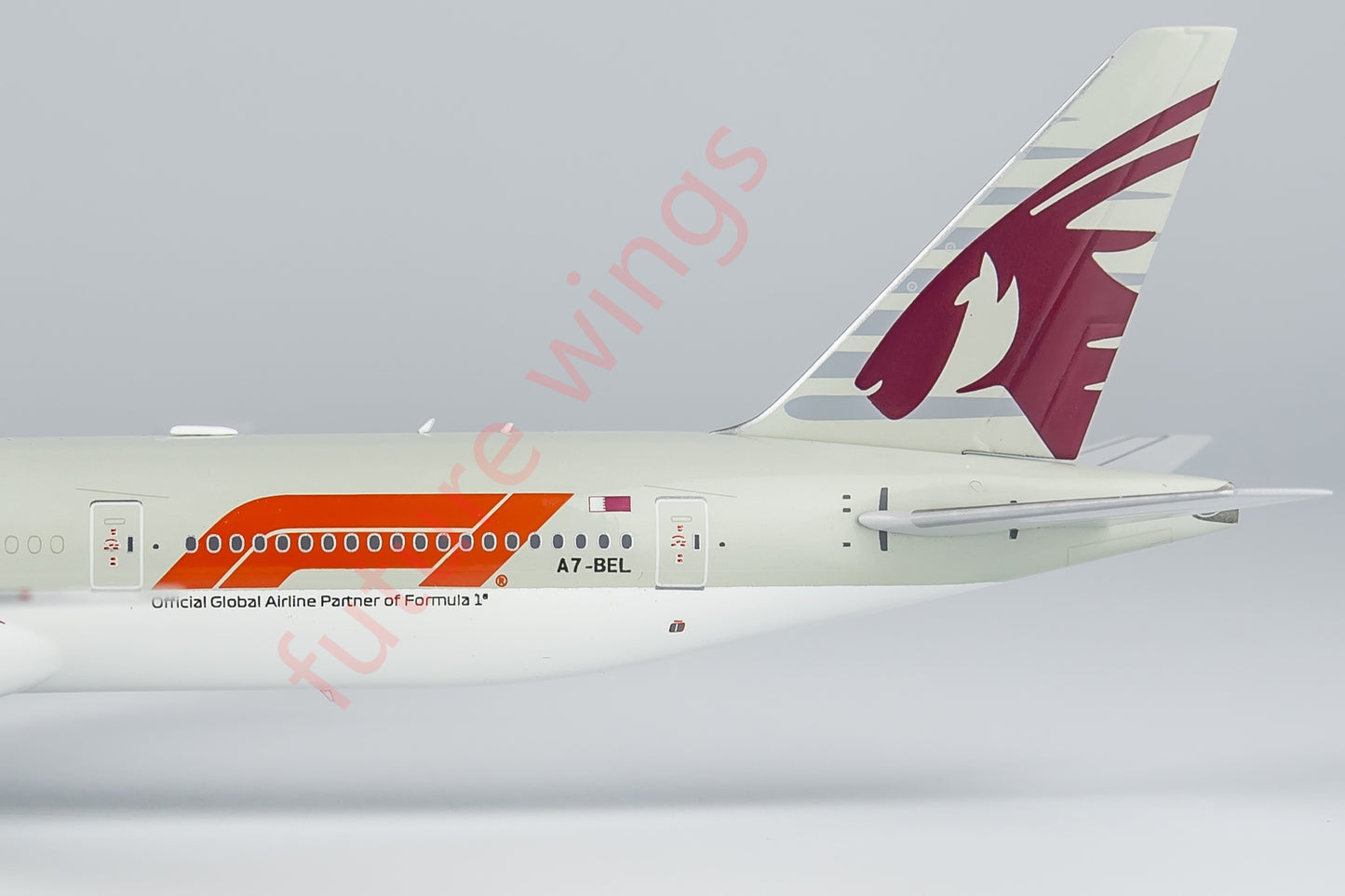 1:400 NG Models NG73038 Qatar Airways B777-300ER A7-BEL "F1" Aircraft Model+Free Tractor