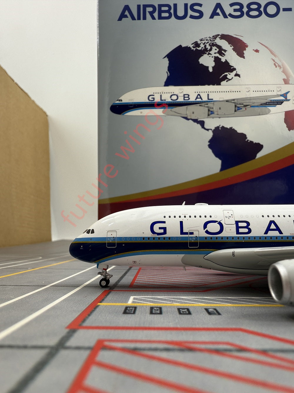 1:400 YY Wings Global Airlines A380 9H-GLOBL Aircraft Model+Tractor