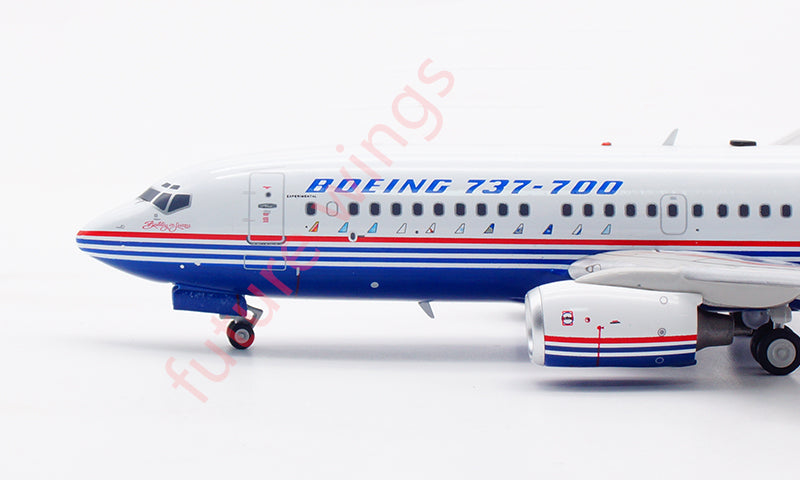 1:200 InFlight200 Boeing House Color B737-700 N737X Aircraft Model With Stand