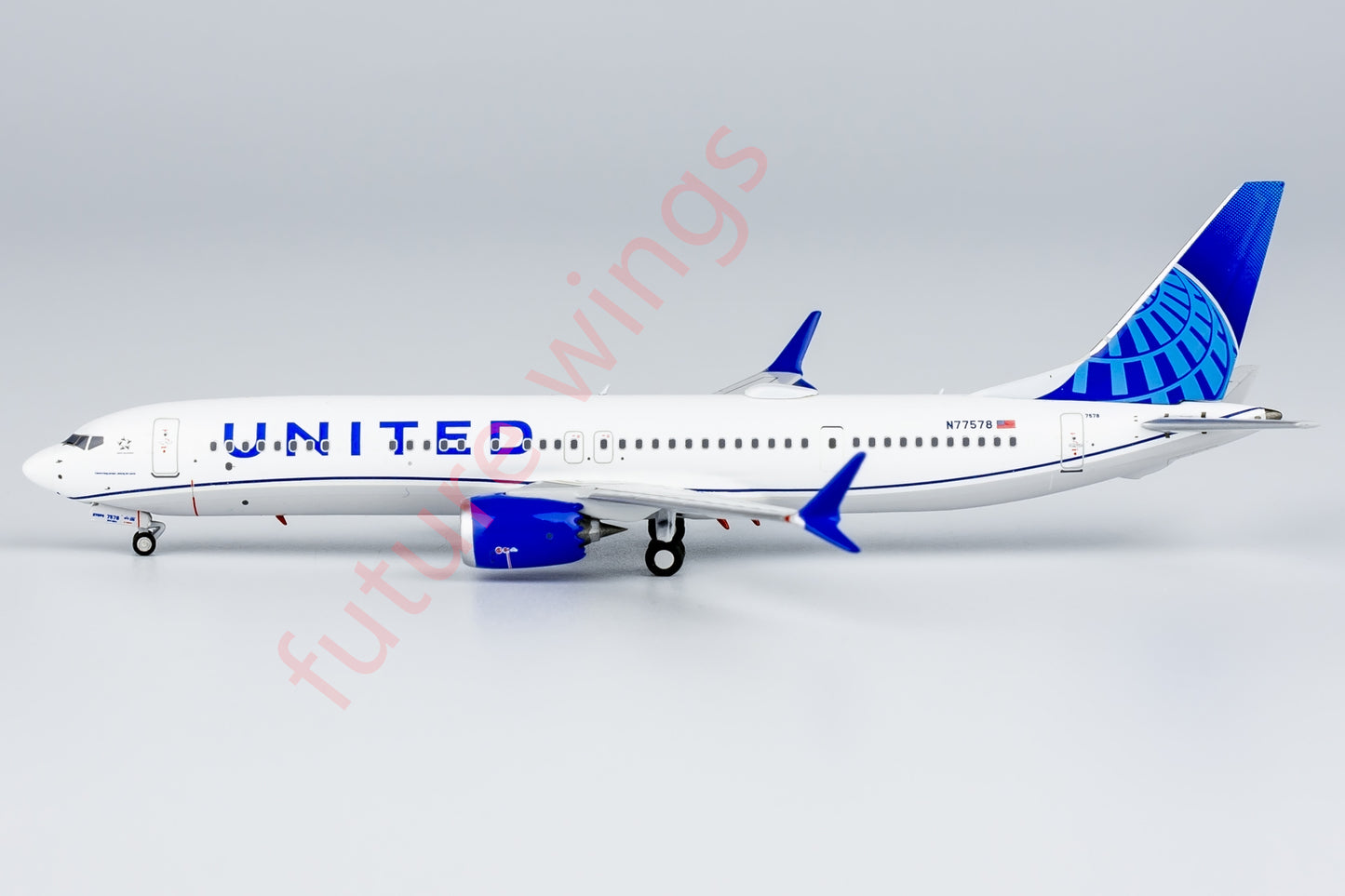 1:400 NG Models NG89013 United Airlines B737 MAX9 N77578 Aircraft Model+Free Tractor