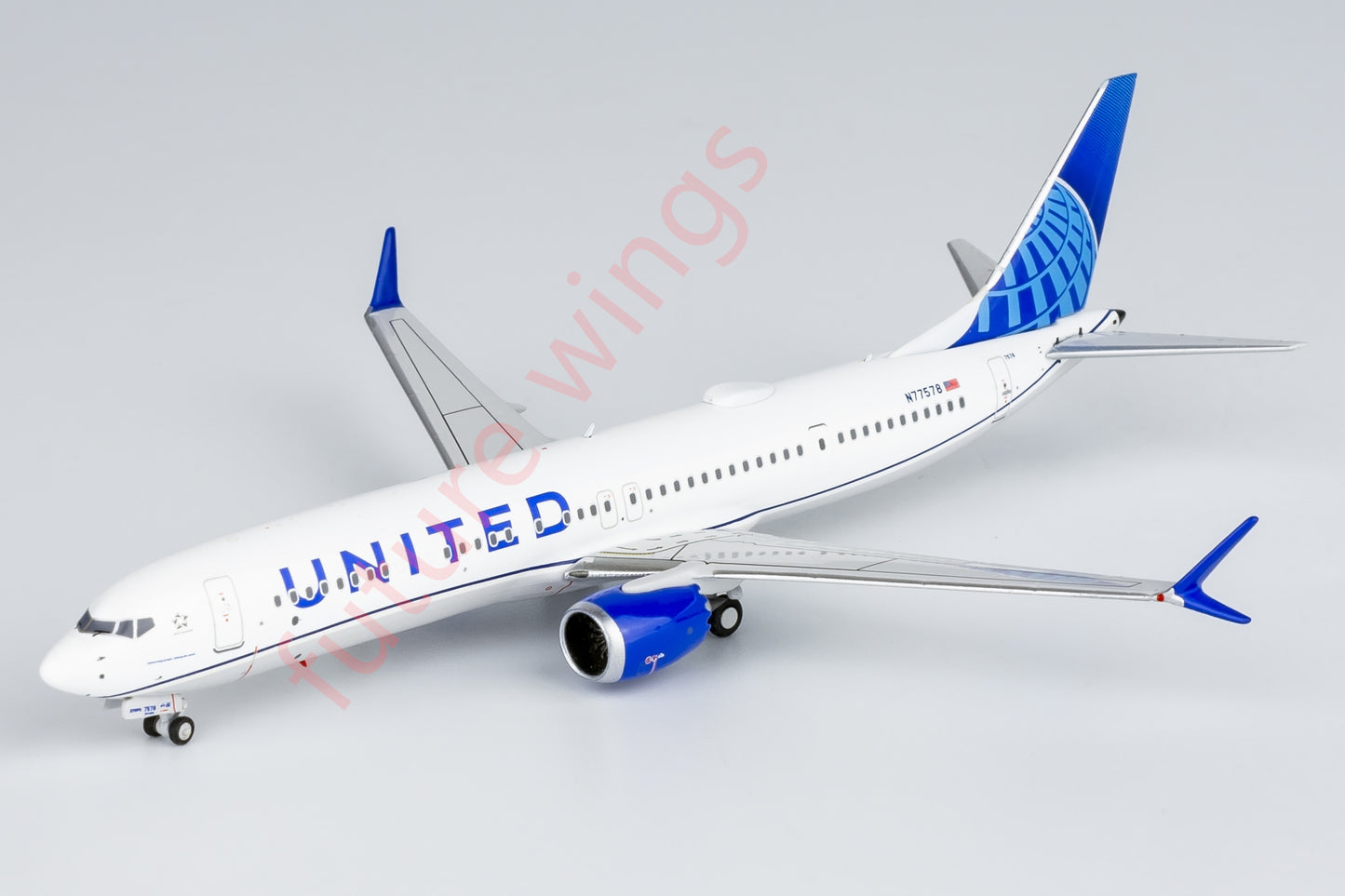 1:400 NG Models NG89013 United Airlines B737 MAX9 N77578 Aircraft Model+Free Tractor