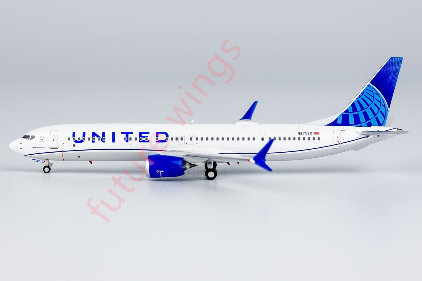 1:400 NG Models NG89012 United Airlines B737 MAX9 N27520 Aircraft Model+Free Tractor