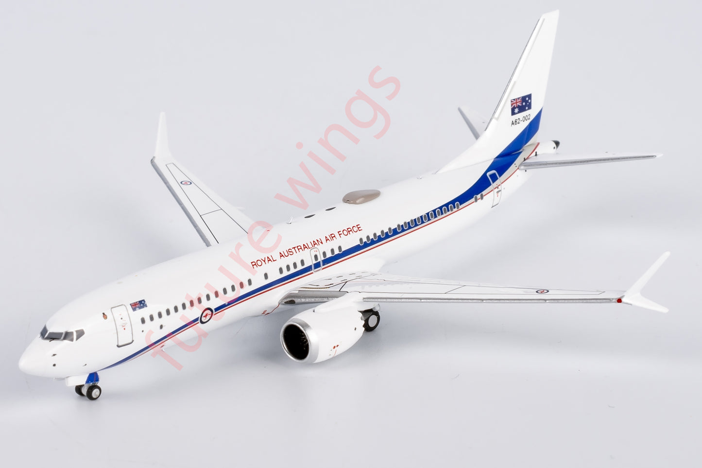 1:400 NG Models NG88036 Royal Australian Air Force B737 MAX8 A62-002 Aircraft Model+Free Tractor