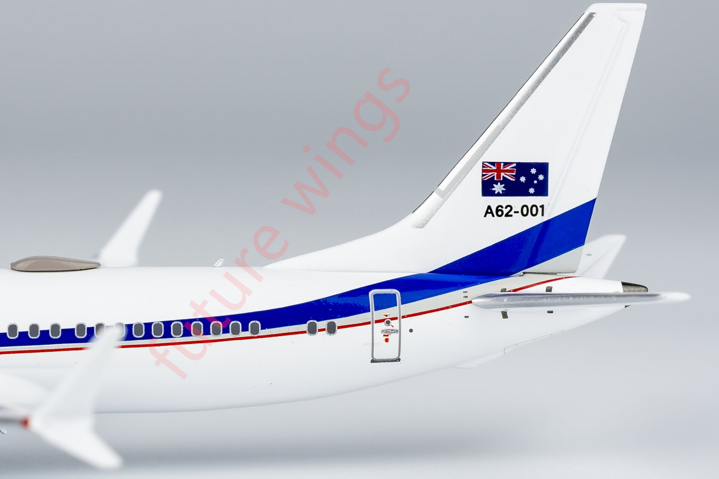 1:400 NG Models NG88035 Royal Australian Air Force B737 MAX8 A62-001 Aircraft Model+Free Tractor