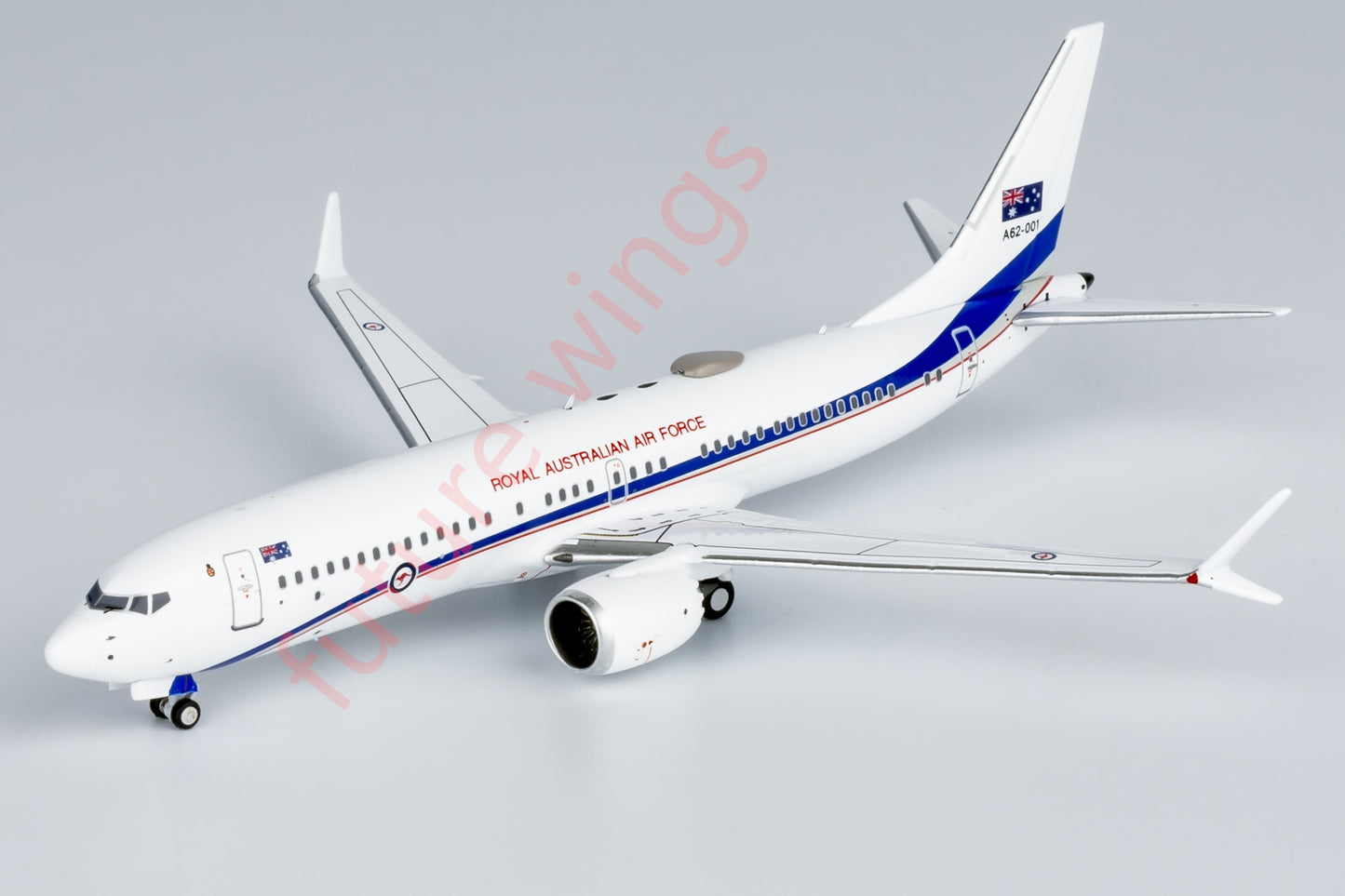 1:400 NG Models NG88035 Royal Australian Air Force B737 MAX8 A62-001 Aircraft Model+Free Tractor