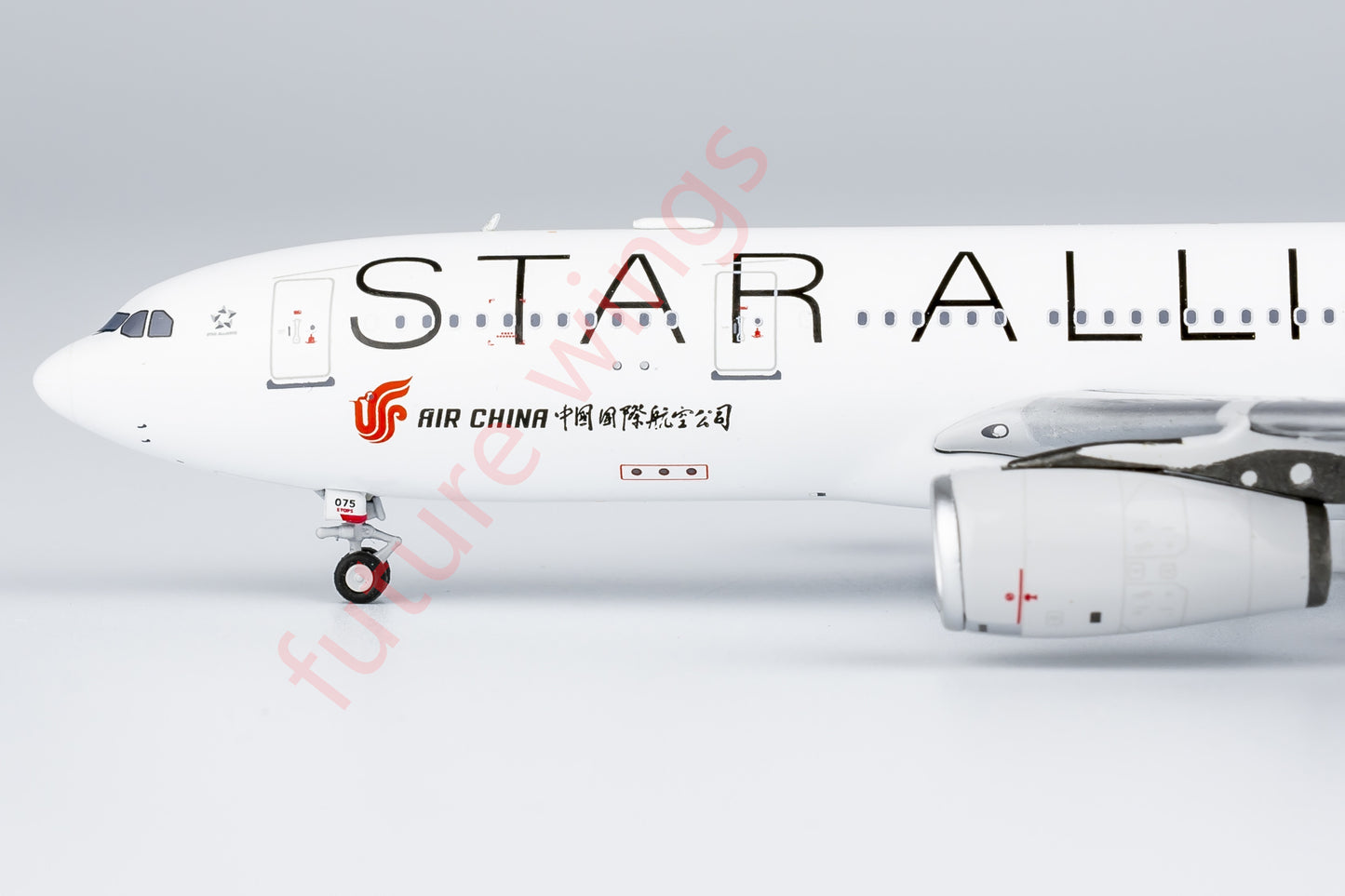 1:400 NG Models NG61082 Air China A330-200 B-6075 "STAR ALLIANCE"Aircraft Model+Free Tractor