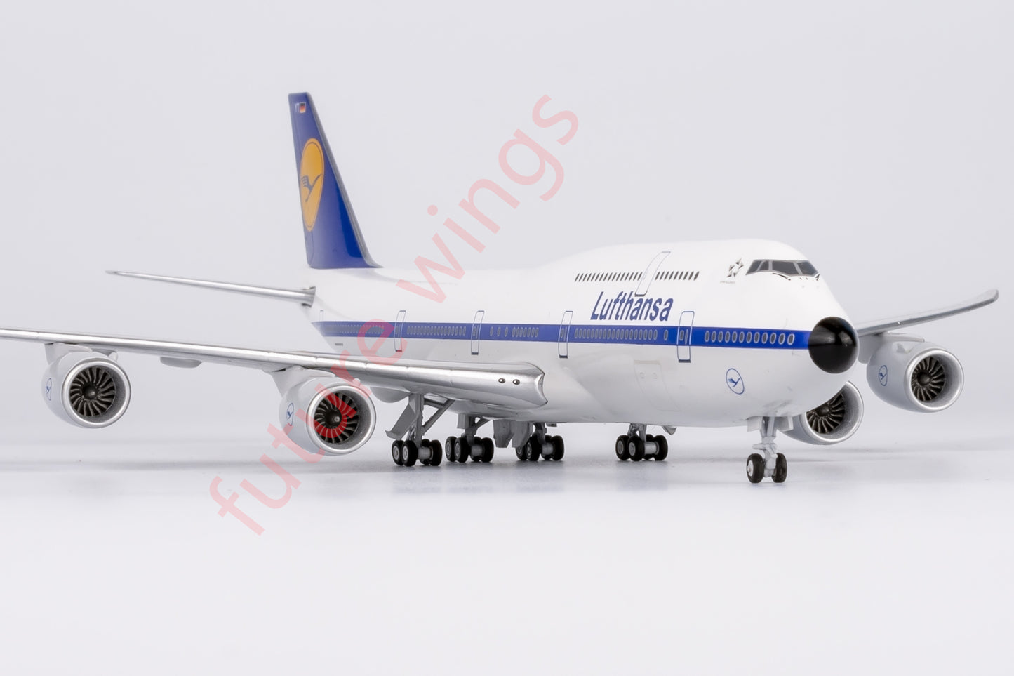 1:400 NG Lite  Lufthansa Airlines B747-8 D-ABYT Aircraft Model+Free Tractor