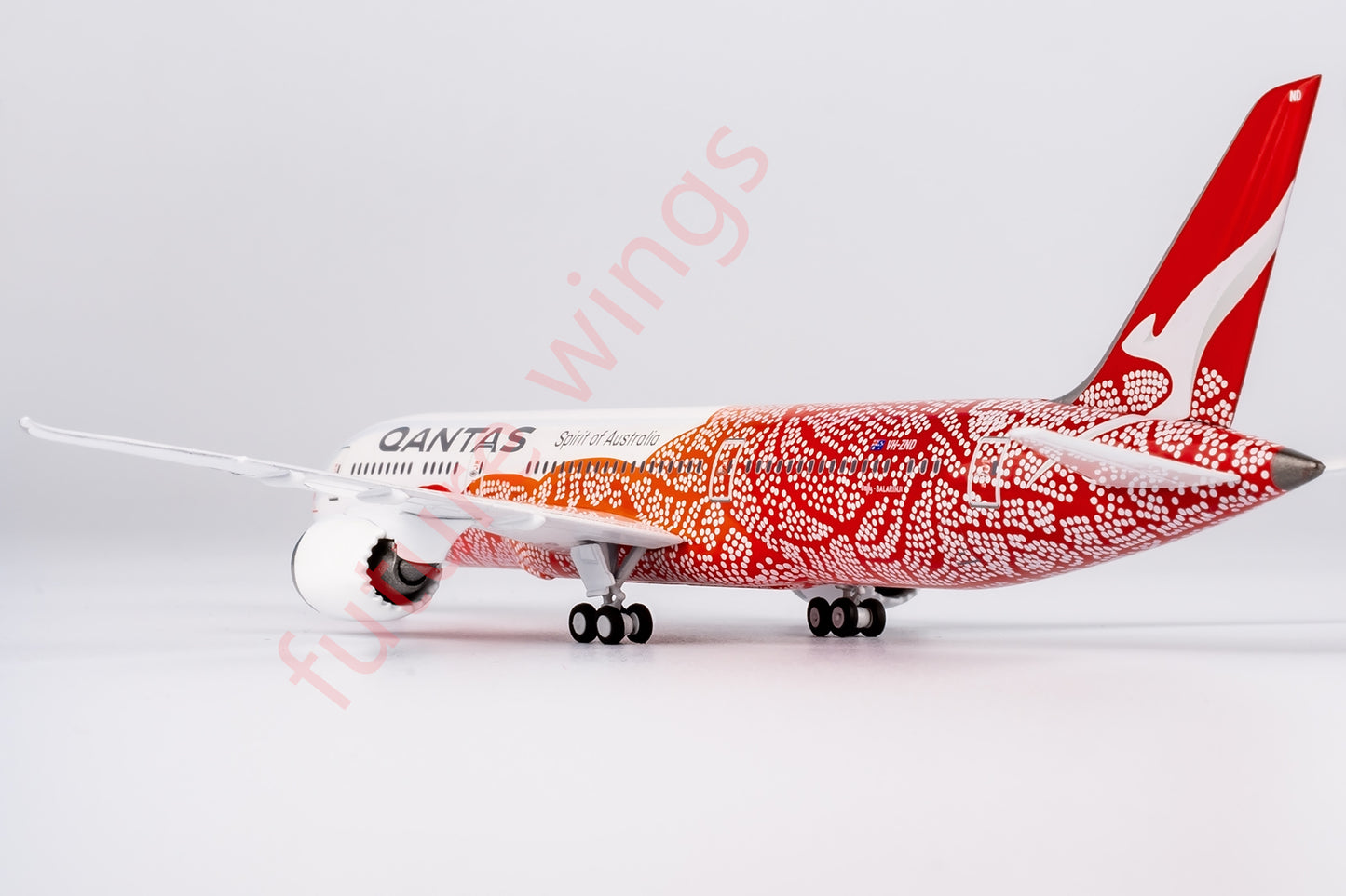 1:400 NG Lite Qantas Airways B787-9 VH-ZND Aircraft Model+Free Tractor