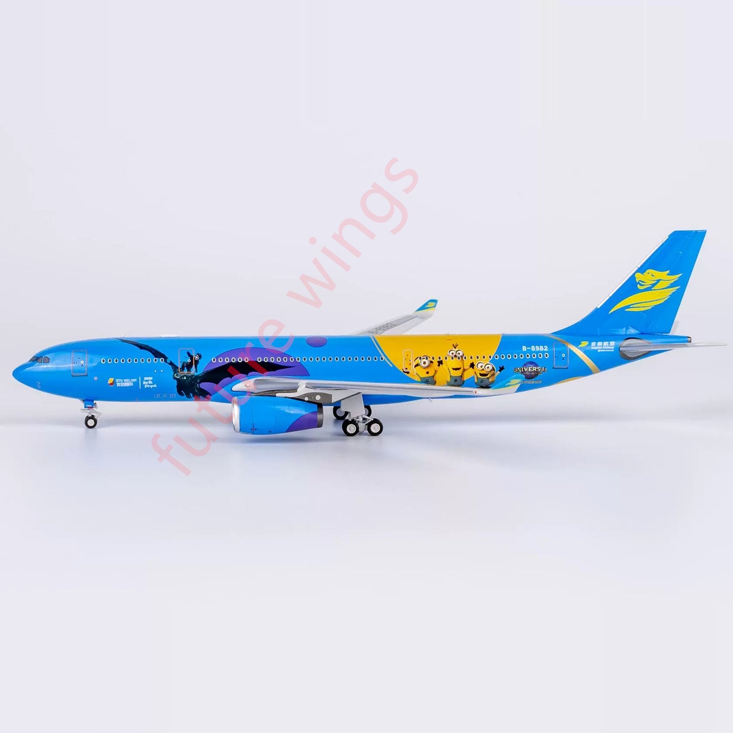 1:400 Bob Models 61095 Capital Airlines A330-200 B-8982 Aircraft Model+Free Tractor