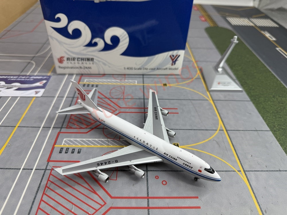 1:400 YY Wings Air China B747-200/F B-2446 B-2448 B-2450 Aircraft Model+Tractor