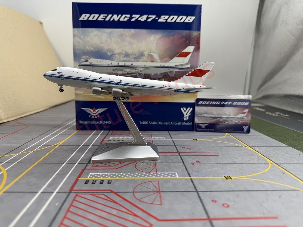 1:400 YY Wings Civil Aviation of China CAAC B747-200B B-2440+Free Tractor